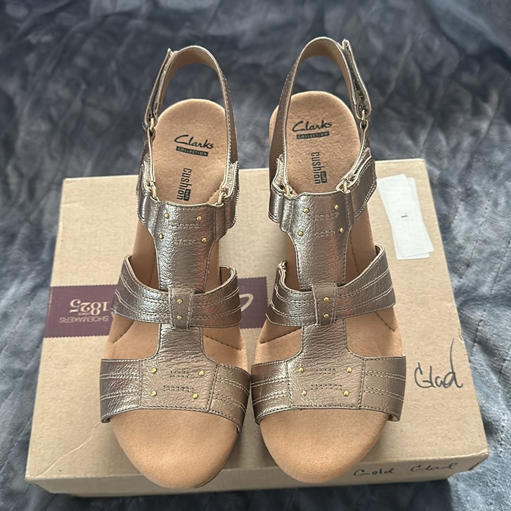 Clarks - Gold/Bronze Metallic Cork Wedge - Clarks “Annadel” Size Women’s 11W NWB - Picture 4 of 10